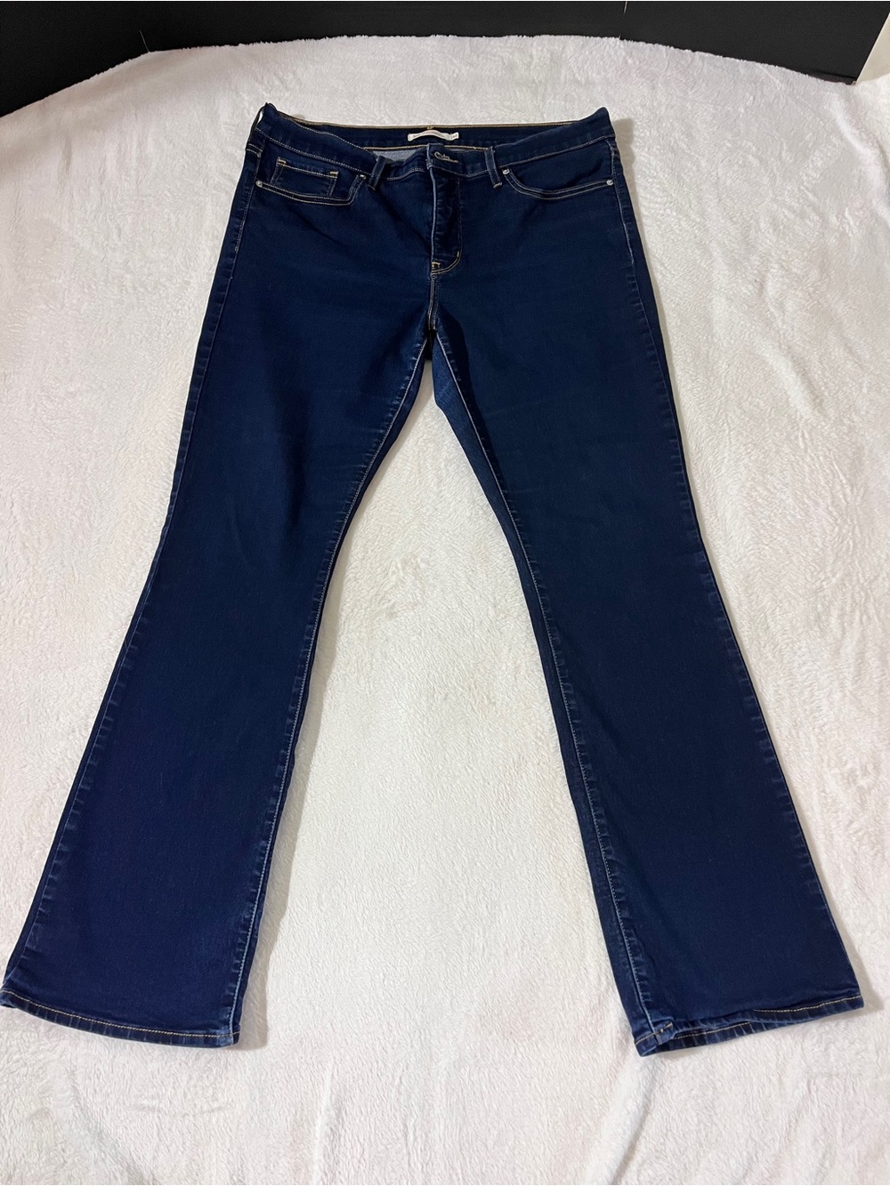 Levi’s Dark Blue Flare Jeans - Sleek Mid-Rise Wide Leg